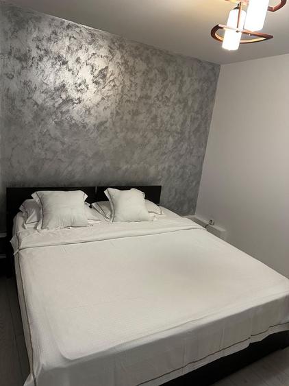 Apartament cu 3 camere în 1 Mai