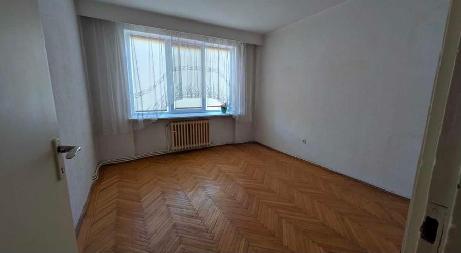 Zona Iuliu Maniu apartament 2 camere etaj intermediar - 7