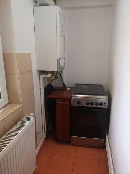 Garsonieră decomandată în Central
