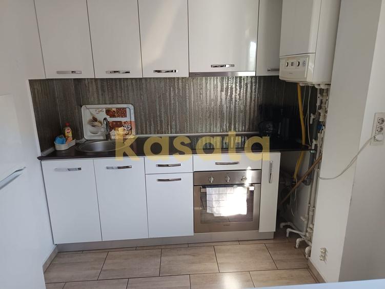 Garsonieră decomandată, mobilată în Colentina