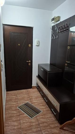 Garsonieră decomandată în Nord