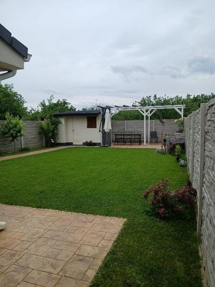 Casă cu 4 camere în Șag