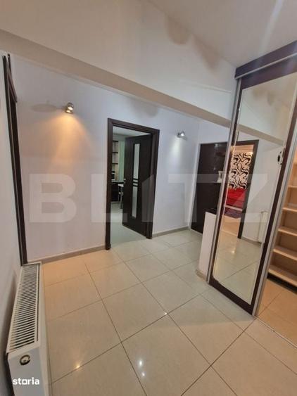 Apartament cu 3 camere decomandat în Central — fotografia 3