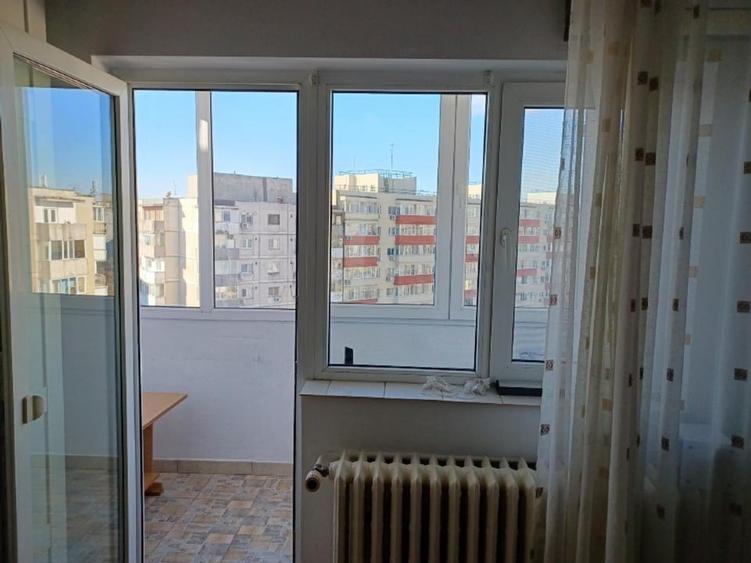 Garsonieră semidecomandată, mobilată în Tineretului