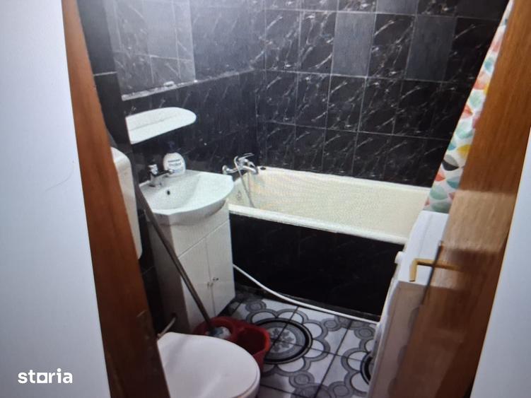 Garsonieră decomandată în Obor