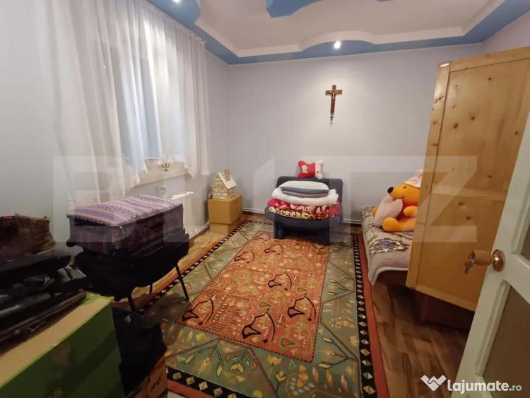 Casa cu 8 camere, 400 mp, 15 ari teren, Salcea - 2