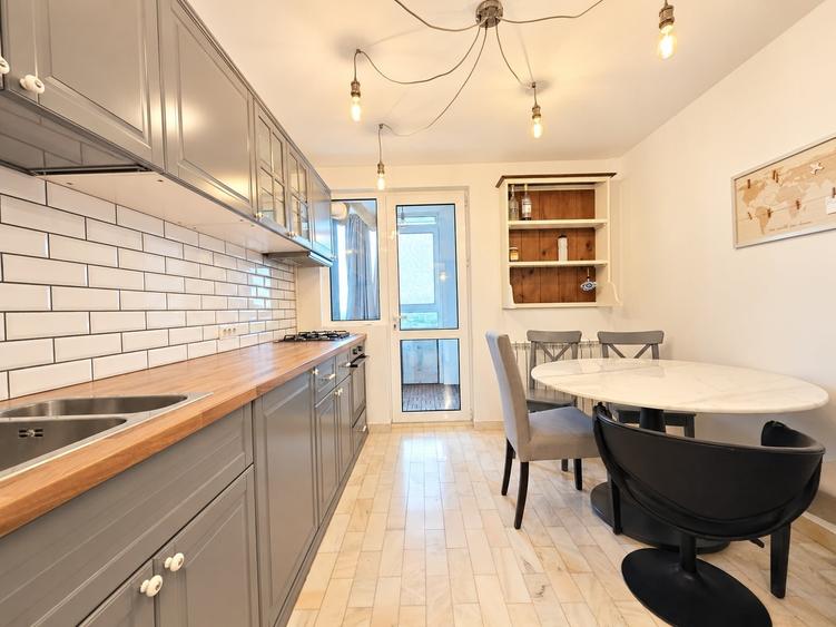 Apartament cu 2 camere decomandat în Mazepa 1