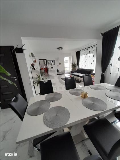 Casă cu 4 camere cu Teren 325 Mp în Sântandrei
