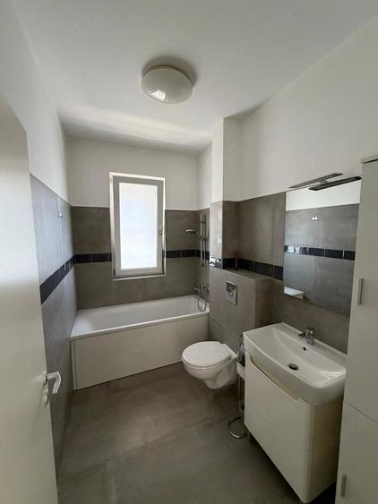 Apartament cu 2 camere decomandat în Dumbrăvița