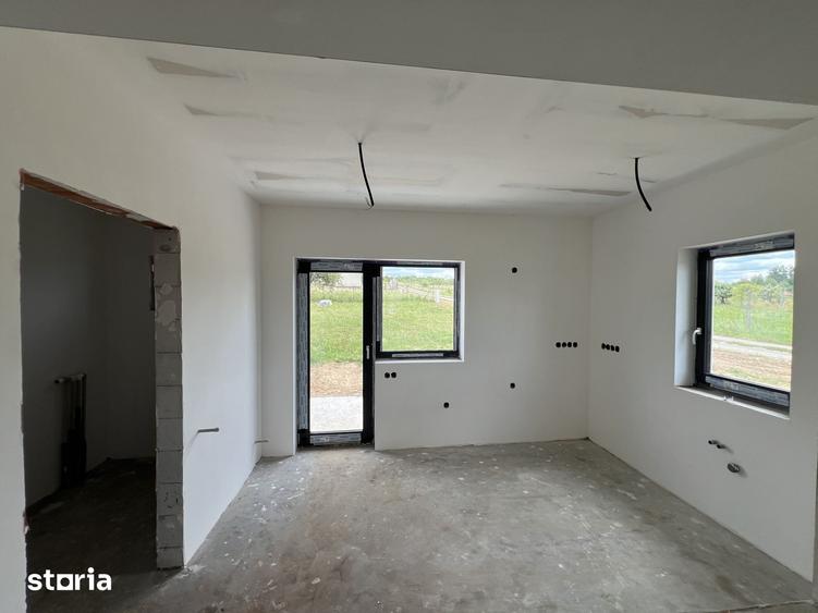 Casă cu 3 camere cu Teren 938 Mp în Viile Satu Mare