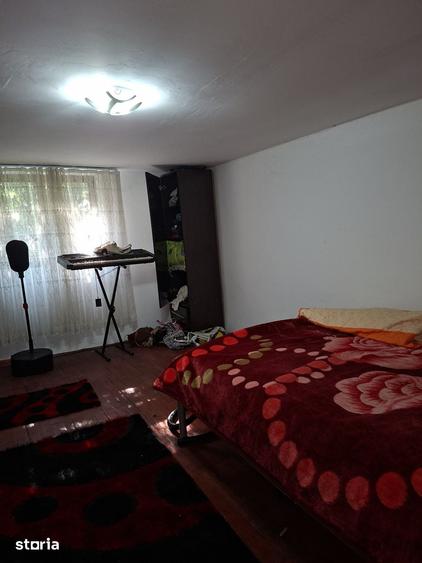 Casă cu 3 camere cu Teren 3000 Mp în Vârvor