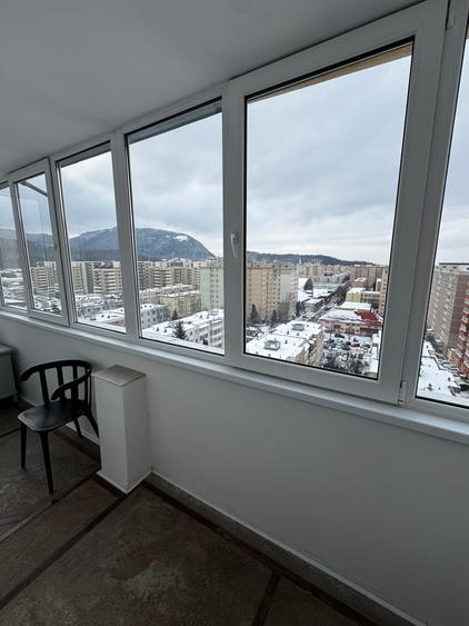 Apartament cu 3 camere decomandat, mobilat în Astra