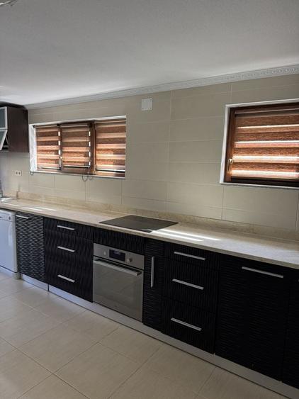 Casă cu 4 camere cu Teren 300 Mp în Sânmartin