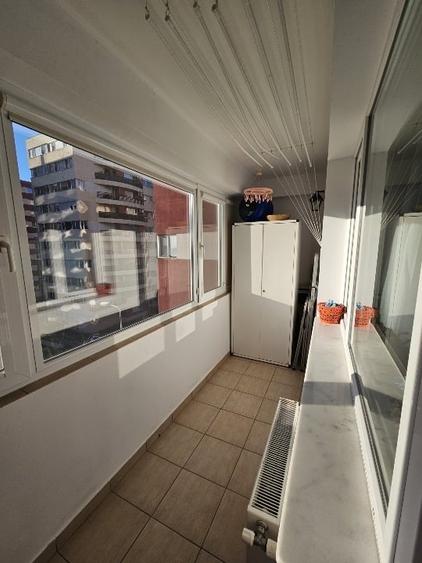 Apartament cu 2 camere decomandat, mobilat în Energia