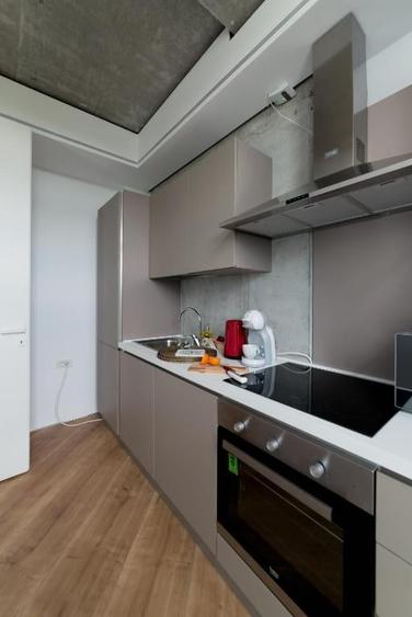 Apartament cu 2 camere decomandat, mobilat în Barbu Văcărescu