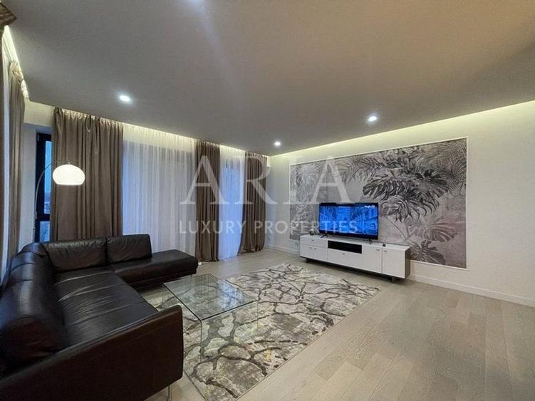 Apartament cu 4 camere decomandat, mobilat în Pipera