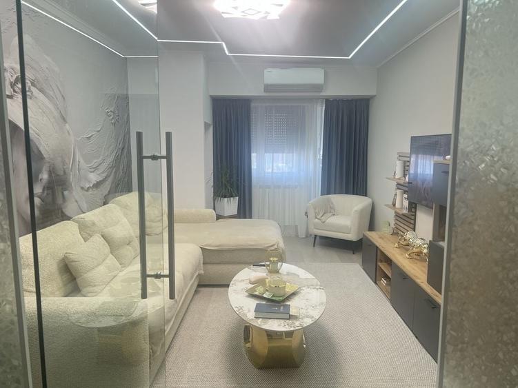 Apartament 3 camere Mega Mall - 1