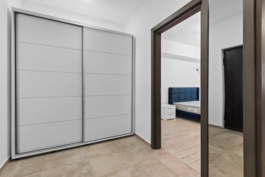 Apartament cu 2 camere decomandat în Politehnica