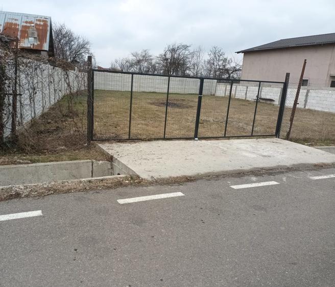 Spațiu comercial, în Priseaca