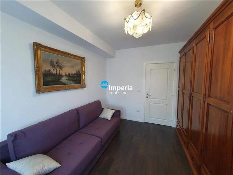 Apartament cu 3 camere decomandat, mobilat în Tătărași
