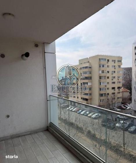 Apartament cu 2 camere decomandat, mobilat în Văcăresti