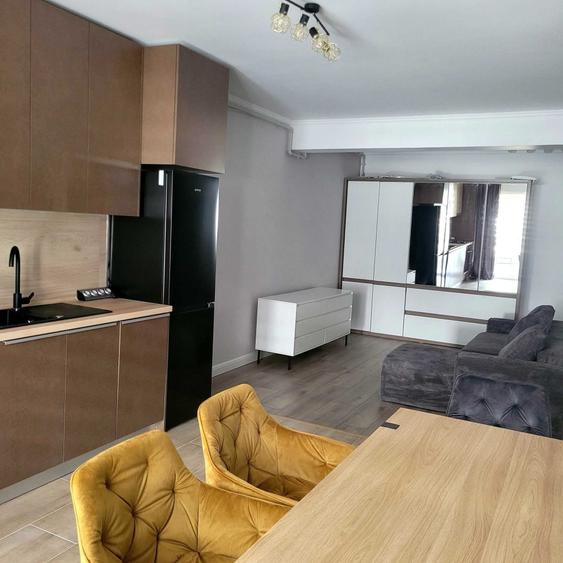 Apartament cu 2 camere în Florești