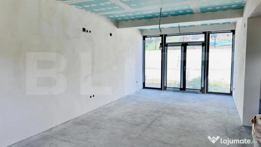 Casă cu 4 camere cu Teren 500 Mp în Central