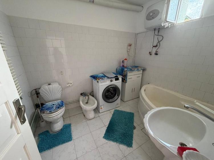 Casă cu 2 camere cu Teren 100 Mp în Moșnița Nouă