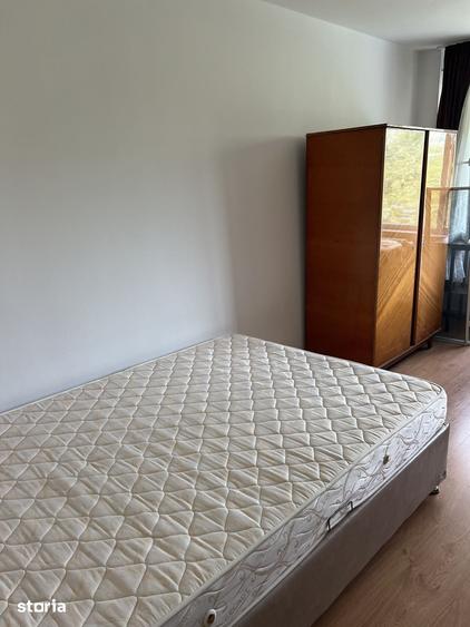 Garsonieră în Podu Roș