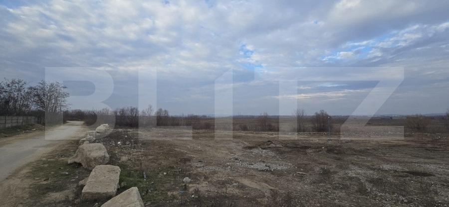 Teren Construcții intravilan de 3000 mp, în Exterior Nord