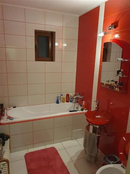 Apartament cu 3 camere decomandat, mobilat în Arhitecților - Calea Cisnădiei