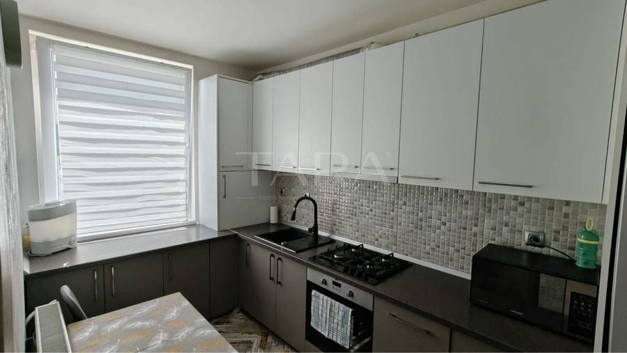 Apartament cu 3 camere decomandat în Baciu