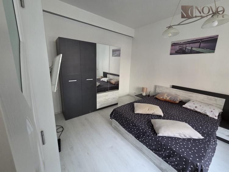 Apartament cu 2 camere semidecomandat, mobilat în P-ța Romană
