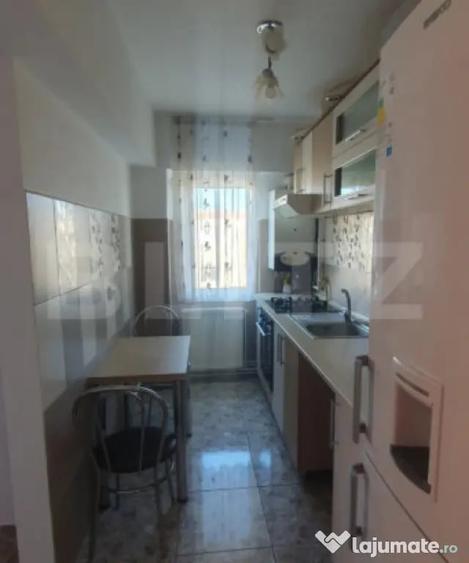 Apartament cu 2 camere semidecomandat, mobilat în Micro 16