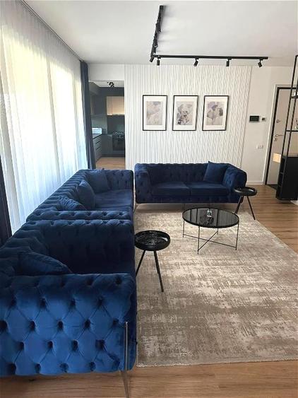 Apartament cu 4 camere semidecomandat, mobilat în Pipera