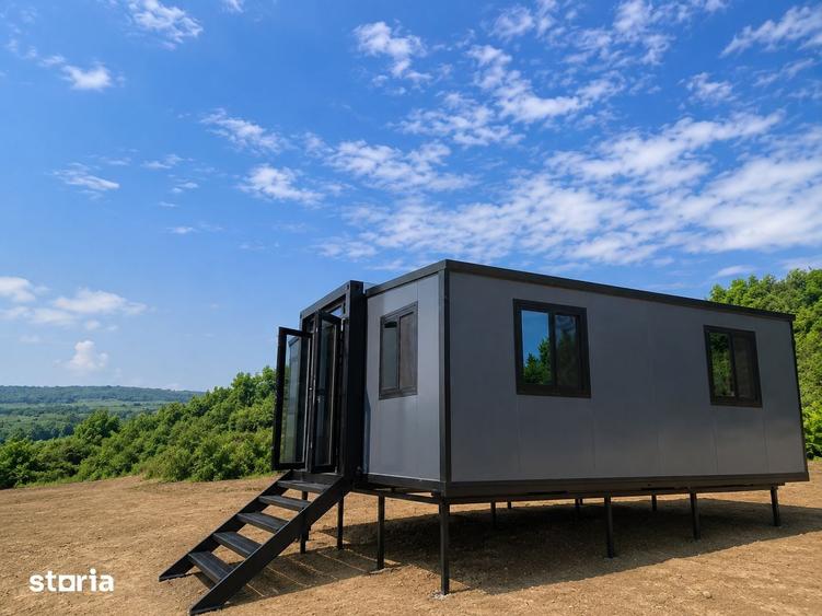 Casă cu 2 camere cu Teren 450 Mp în Tomești
