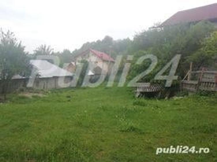 Teren de 2031 mp, în Central