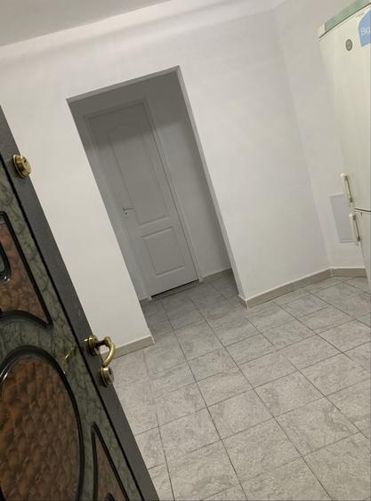 Apartament cu 2 camere decomandat în Lipovei