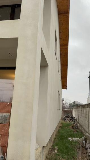 Casă cu 4 camere cu Teren 670 Mp în Bucov