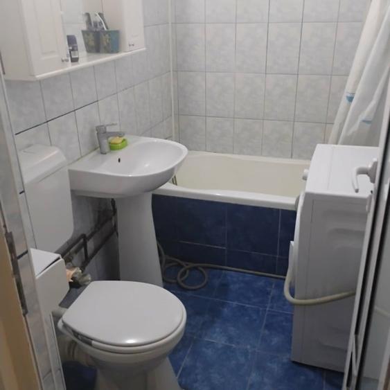 Apartament cu 2 camere semidecomandat în Costin Georgian