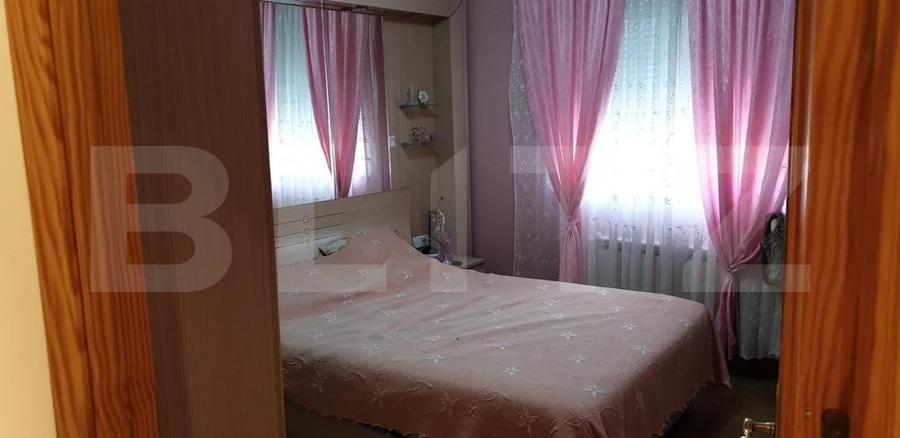 Casă individuală cu 4 camere cu Garaj în Năsăud