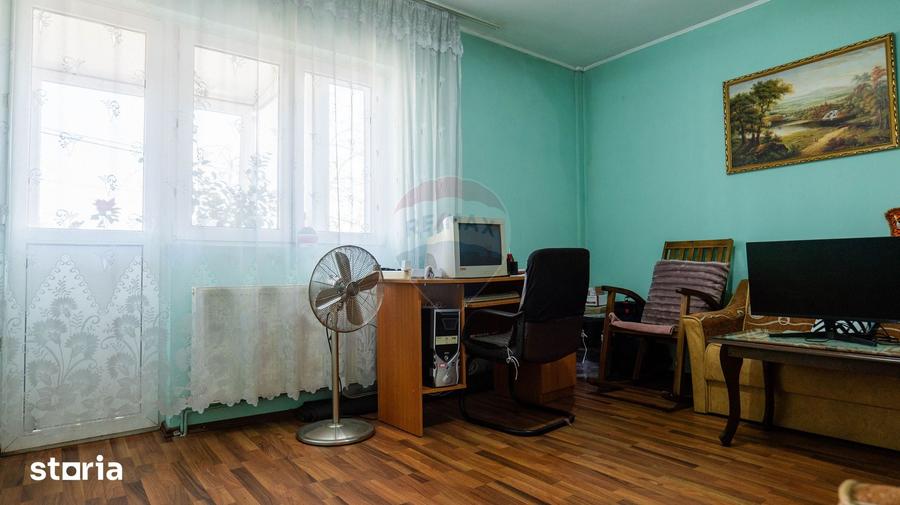 Casă cu 6 camere cu Teren 253 Mp în Colentina
