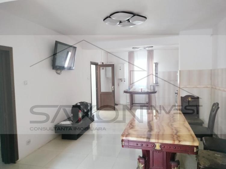 Casă individuală cu 5 camere cu Teren 4040 Mp în Drăgoești