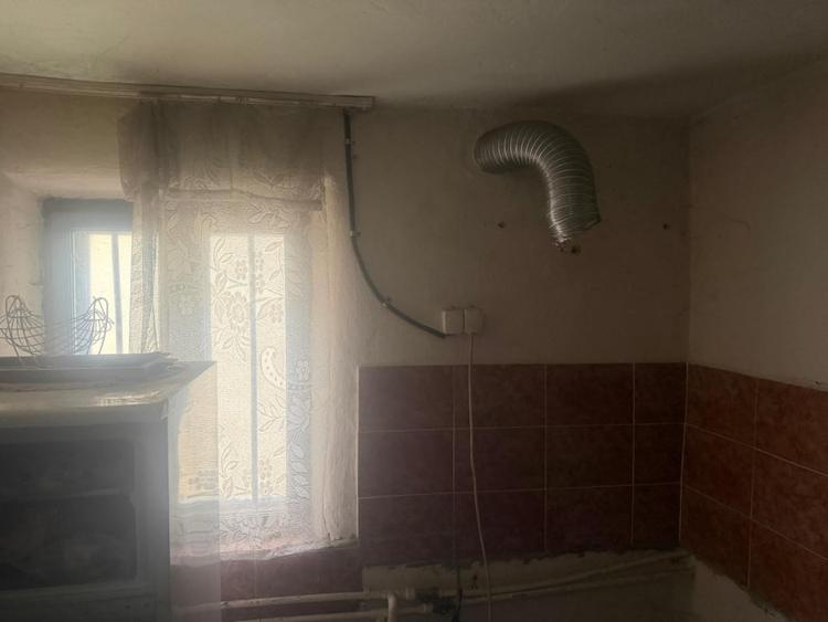 Casă individuală cu 2 camere cu Canalizare în Sud
