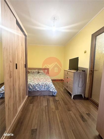 Apartament cu 2 camere semidecomandat în Casa de Cultură