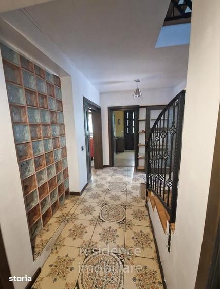 Casă cu 5 camere cu Teren 900 Mp în Făget