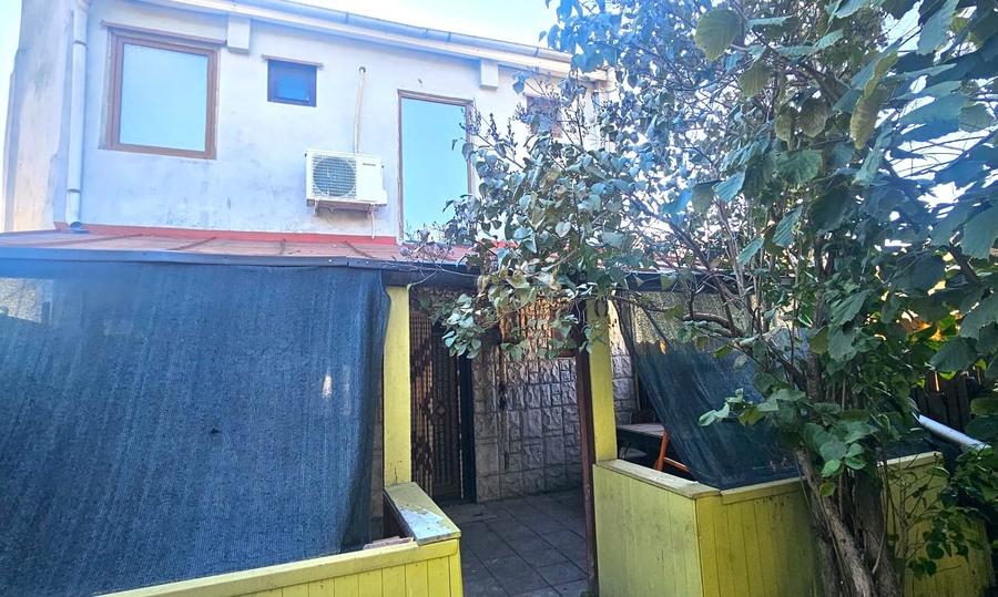 Casă cu 6 camere cu Canalizare în ICIL