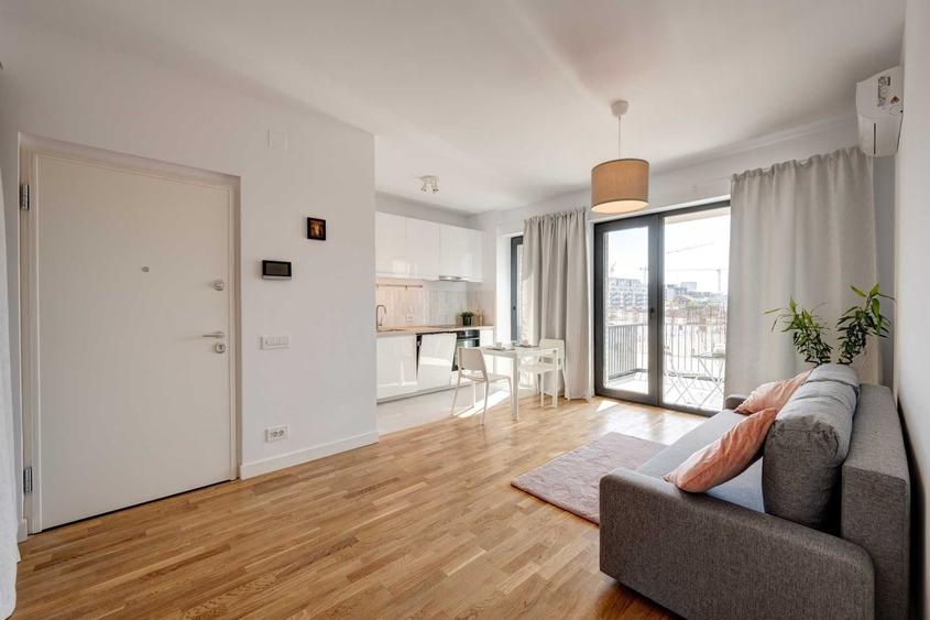 Apartament cu 2 camere semidecomandat în Sud