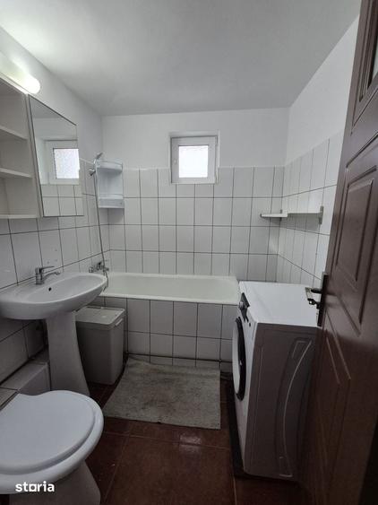 3 camere, decomandat, 2 bai, centrala termica, Teiul Doamnei - 9