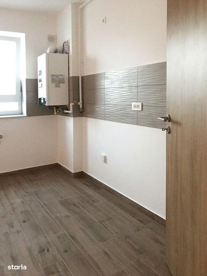 Apartament cu 2 camere decomandat în Tractorul — fotografia 1